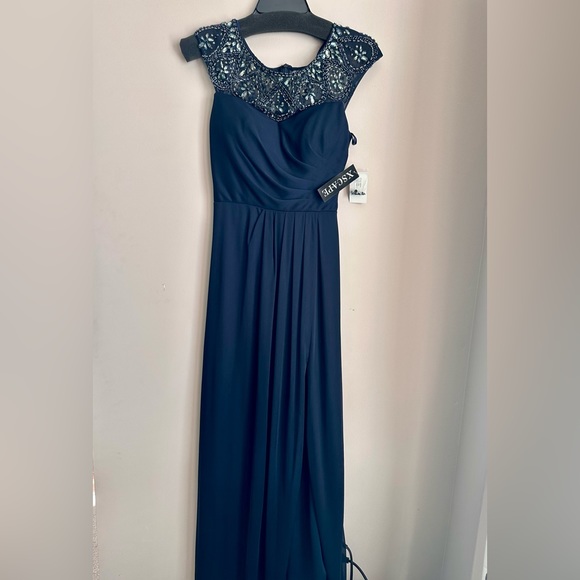 NWT XSCAPE Beaded Ruffled Long Party Dress Navy Blue Size 4/S - Picture 2 of 8